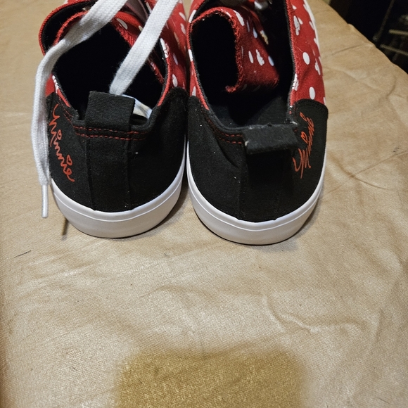 Disney Minnie Mouse Red Polka Dot Canvas Sneaker, women's size 13, by To… - Picture 5 of 9